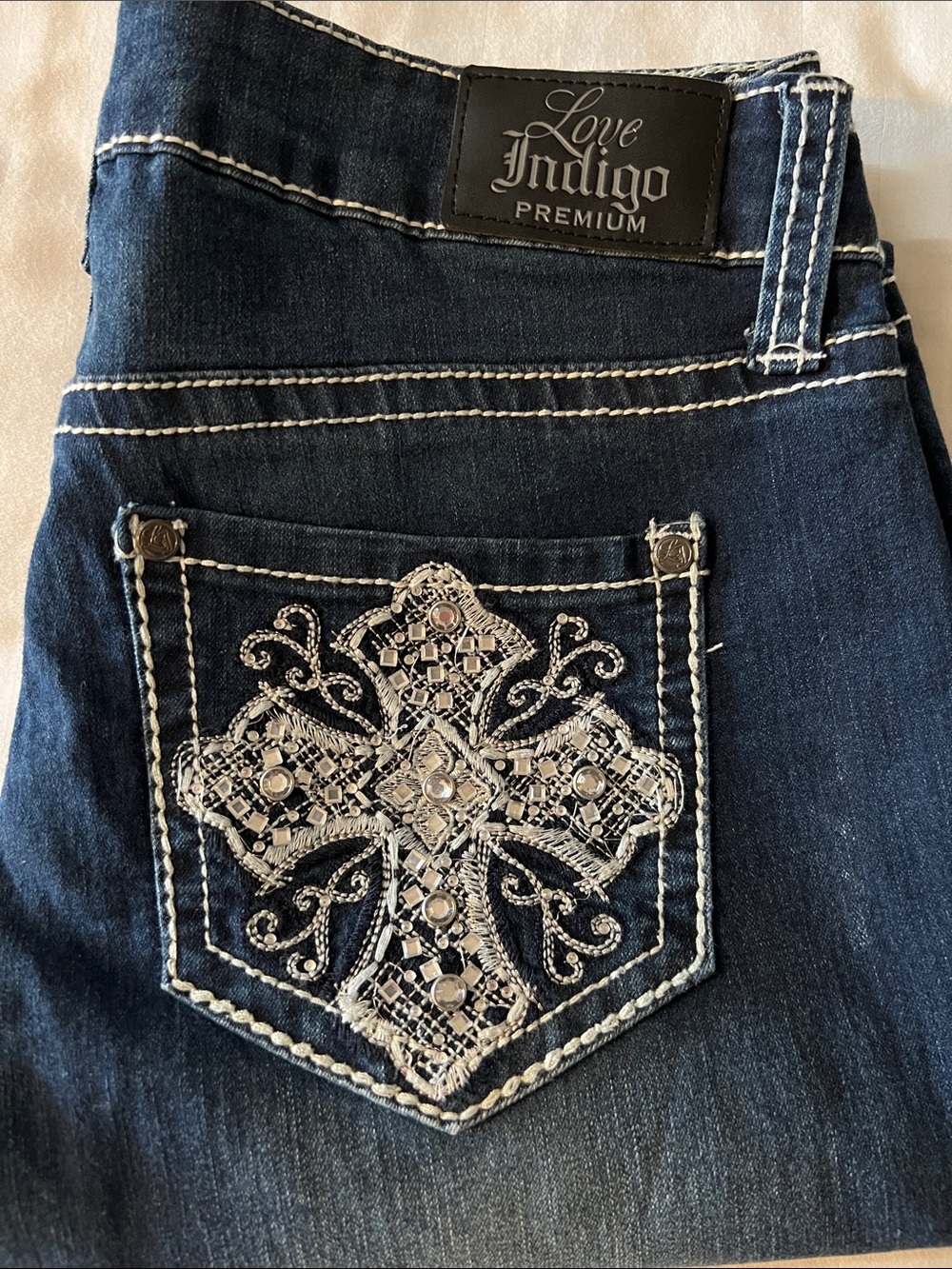 Love Indigo Premium Dark Wash Bootcut Jeans with Rhinestone Cross Pockets Size 4
